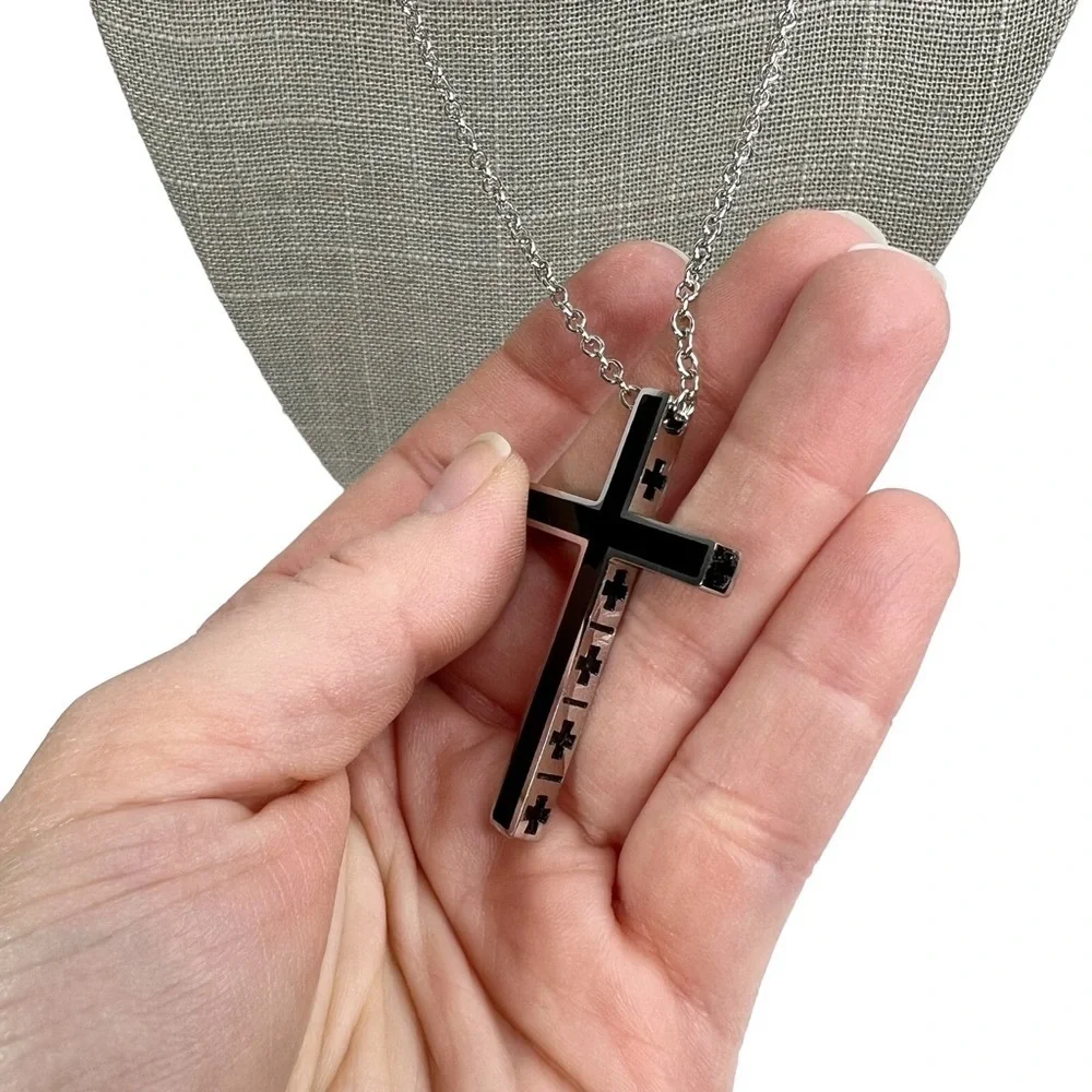 New FaithHeart Black & Silver Latin Cross Cable Chain Necklace